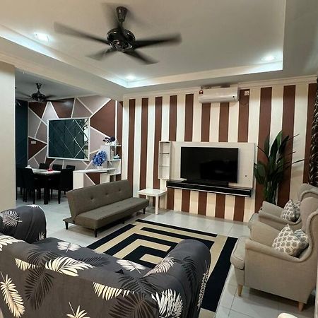 Homestay Bagan Serai Екстериор снимка