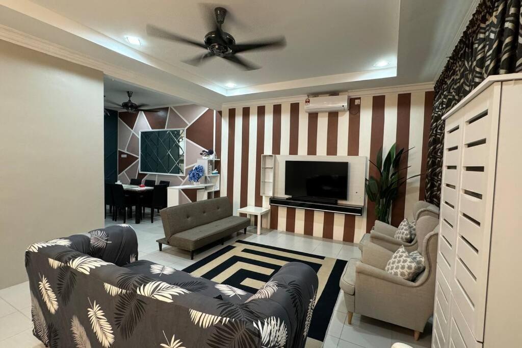 Homestay Bagan Serai Екстериор снимка